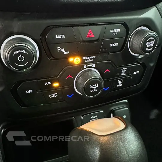 Renegade Limited 1.8 4x2 Flex 16V Aut.