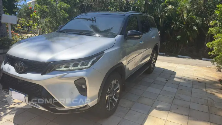 HILUX SW4 2.8 D-4d Turbo Diamond 7L 4X4