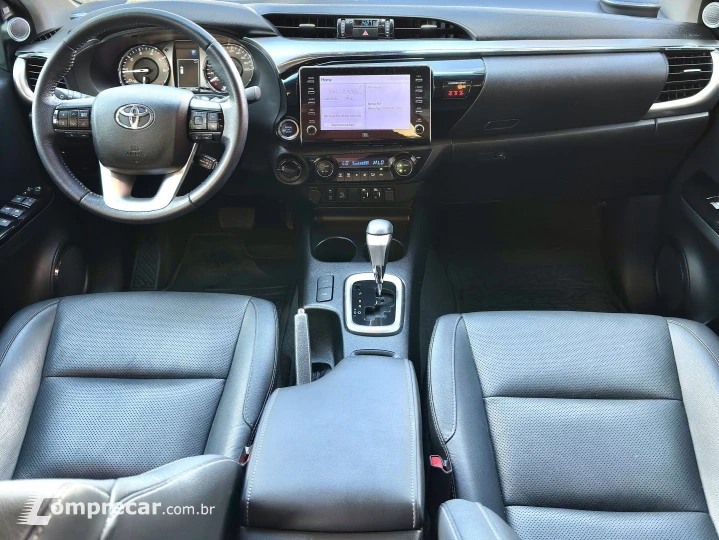 HILUX 2.8 D-4D TURBO DIESEL CD SRX 4X4 AUTOMÁTICO