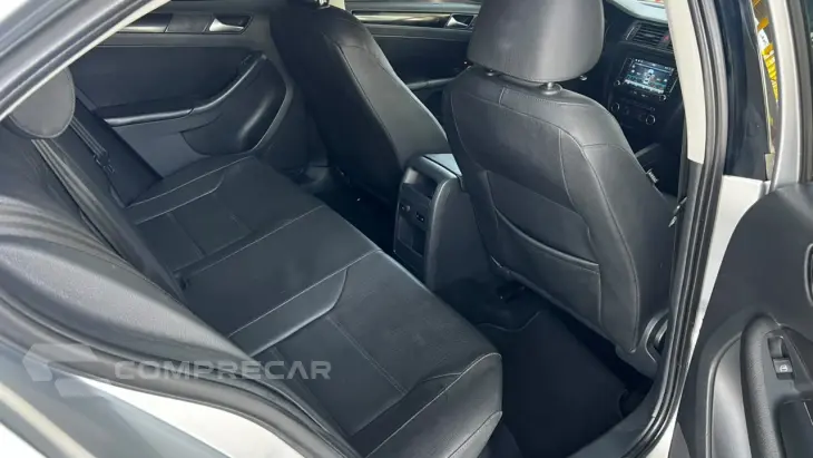 Jetta 2.0 4P FLEX AUTOMÁTICO