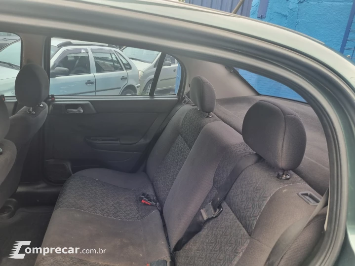 ASTRA 2.0 MPFI Advantage Sedan 8V