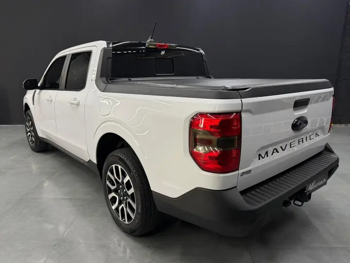 MAVERICK 2.5 HYBRID LARIAT e-CVT