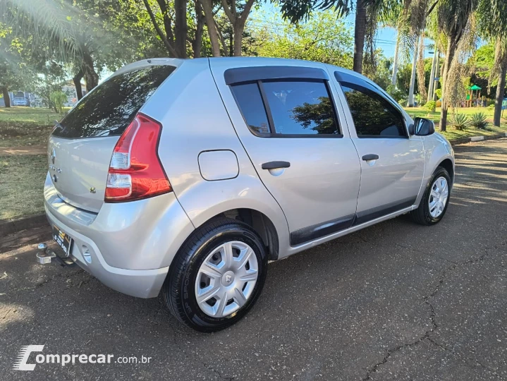 SANDERO 1.6 Expression 8V