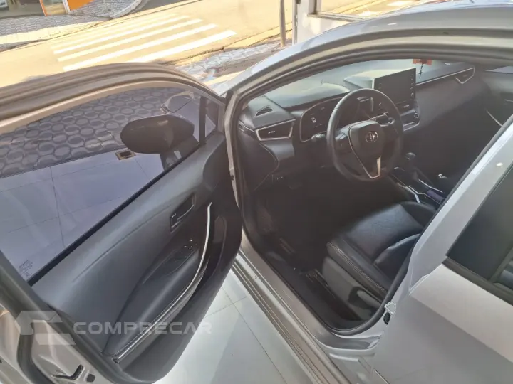 COROLLA 1.8 VVT-I Hybrid Altis