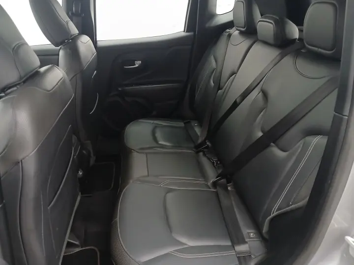 RENEGADE 1.8 16V FLEX LONGITUDE 4P AUTOMÁTICO