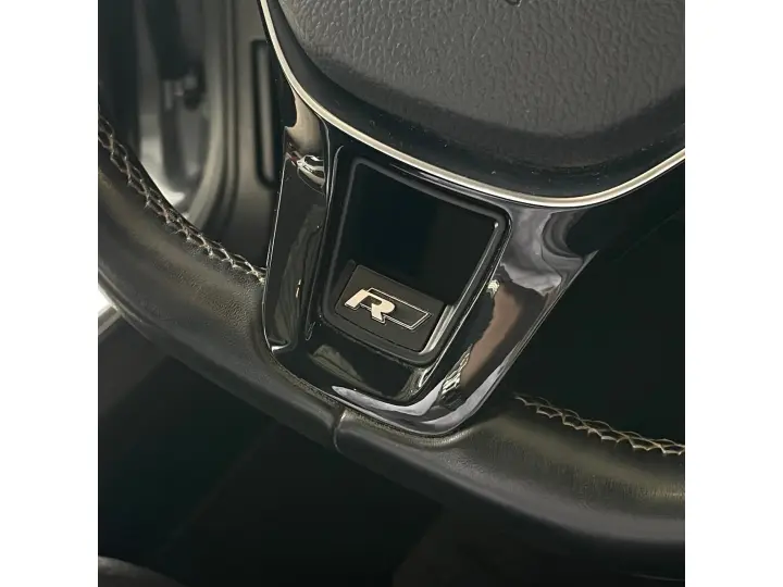 JETTA 1.4 250 TSI TOTAL FLEX R-LINE TIPTRONIC