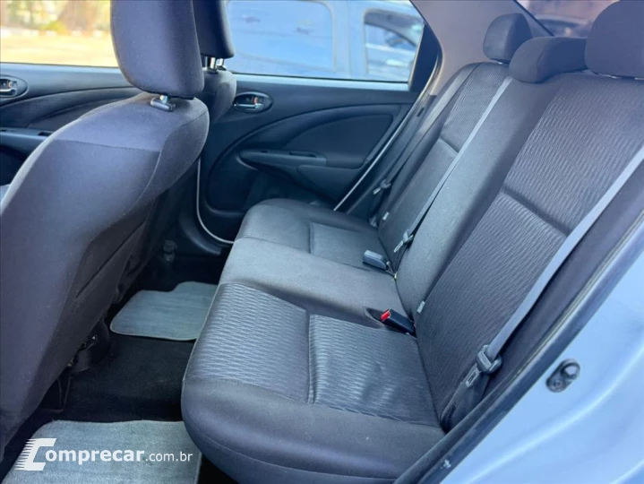ETIOS 1.5 X PLUS SEDAN 16V FLEX 4P MANUAL