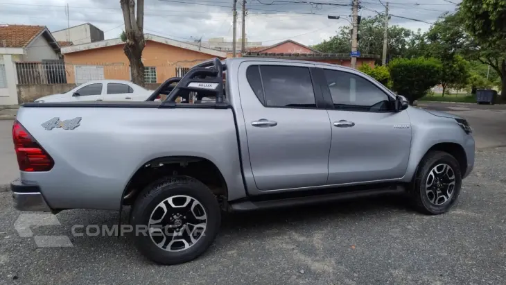 Hilux Caminhonete 2.8 16V SRV 4X4 DIESEL CABINE DUPLA AUTOMÁ