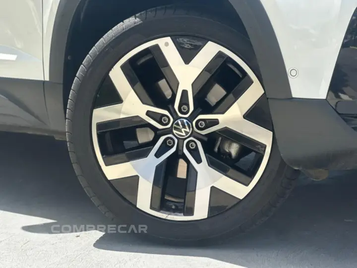 TAOS 1.4 250 TSI TOTAL FLEX HIGHLINE AUTOMÁTICO