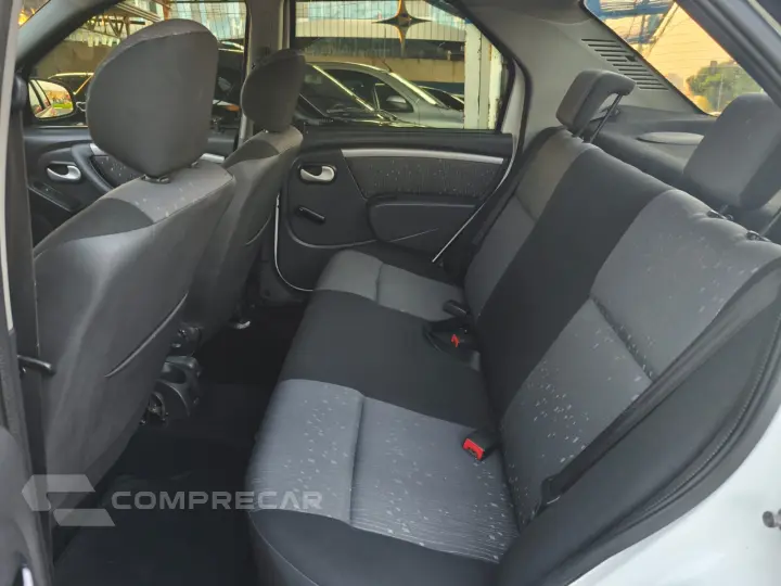 LOGAN 1.0 Expression 16V