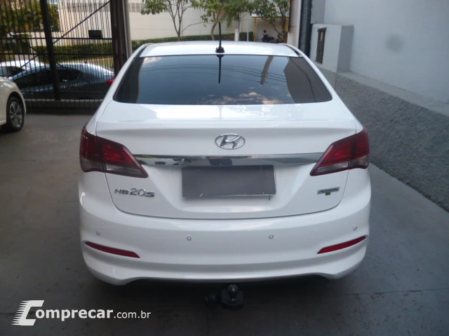 HB20S 1.6 Comfort 16V