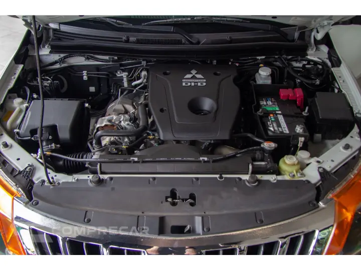 L200 TRITON 2.4 16V TURBO DIESEL SPORT GLS CD 4P 4X4 AUTOMÁT