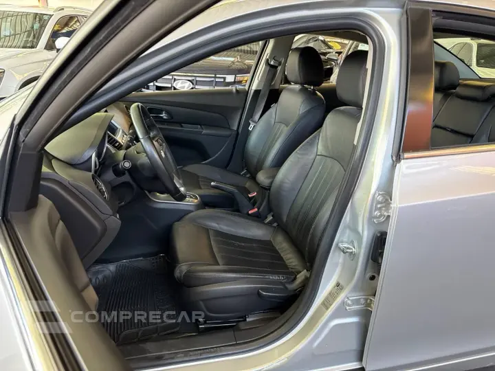 CRUZE LT 1.8 16V FlexPower 4p Aut.