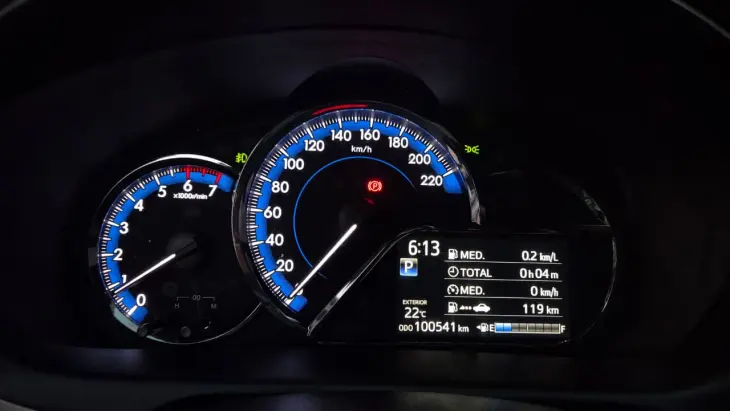 YARIS 1.5 16V XS
