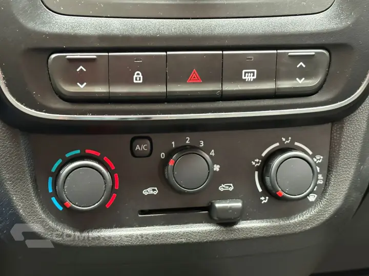 KWID 1.0 12V SCE ZEN