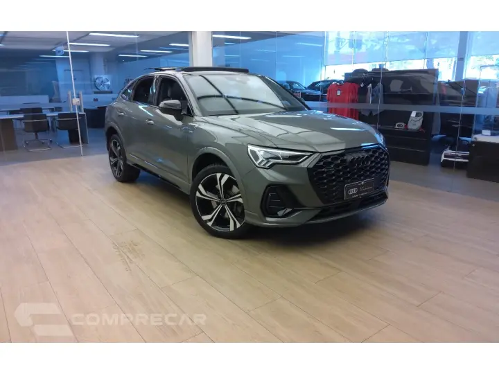 Q3 2.0 40  TFSI GASOLINA SPORTBACK PERFORMANCE BLACK PLUS QU