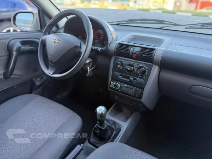 CLASSIC 1.0 MPFI LS 8V FLEX 4P MANUAL