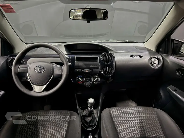 ETIOS 1.5 X SEDAN 16V FLEX 4P MANUAL