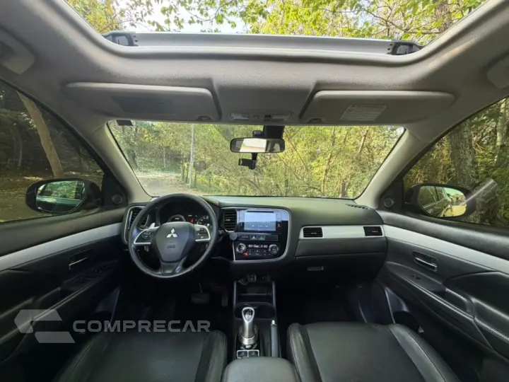 OUTLANDER 2.0 PHEV 16V HÍBRIDO 4P AUTOMÁTICO