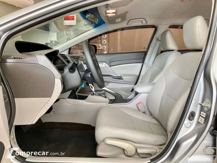Civic 2.0 16V 4P FLEX LXR AUTOMÁTICO