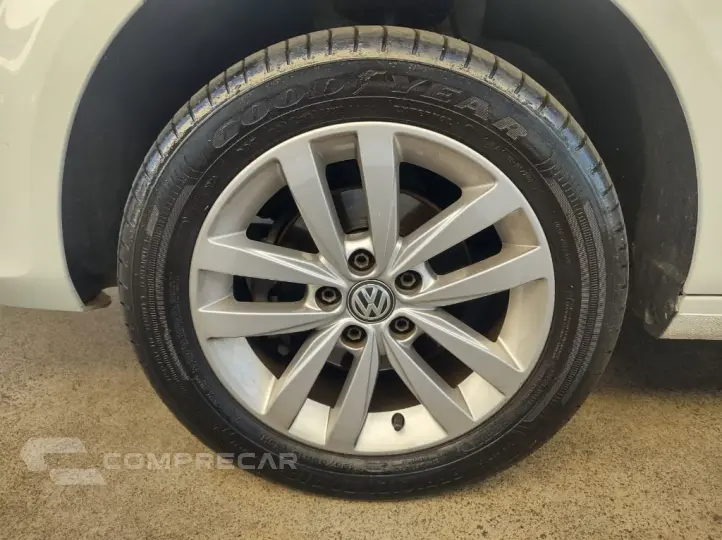 Fox Connect 1.6 Flex 8V 5p