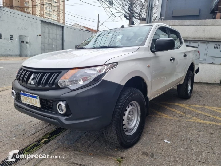 MITSUBISHI L200 TRITON 2.4 TURBO SPORT GL CD 4X4 2022