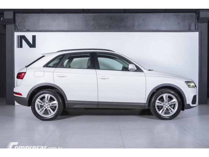 Q3 1.4 TFSI AMBIENTE PLUS FLEX 4P S TRONIC