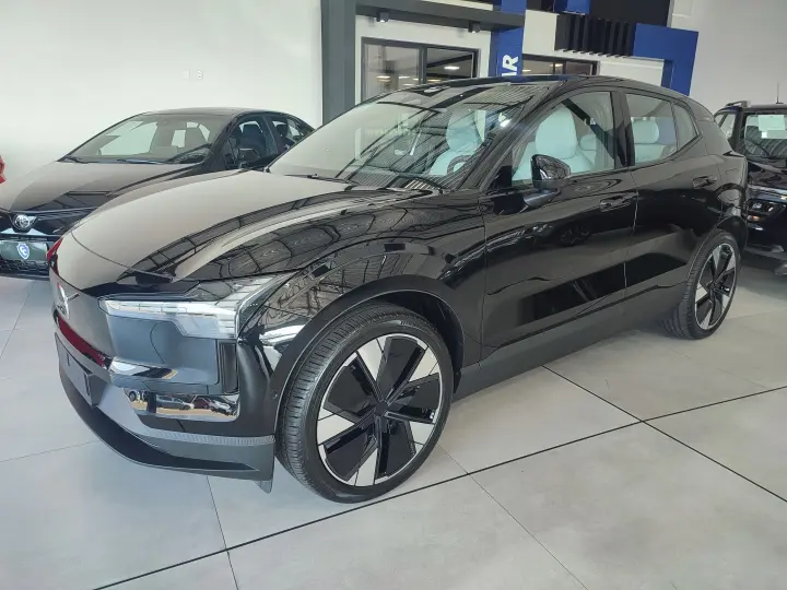 EX30 E60 ULTRA