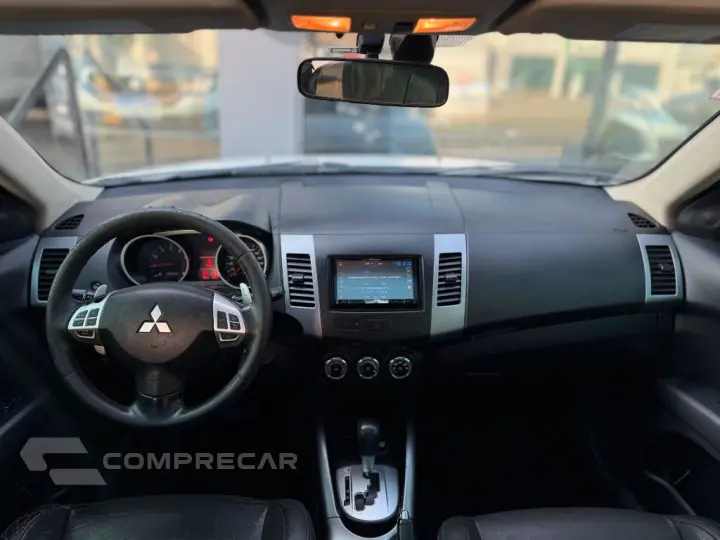 OUTLANDER 2.0 16V 160cv Aut.
