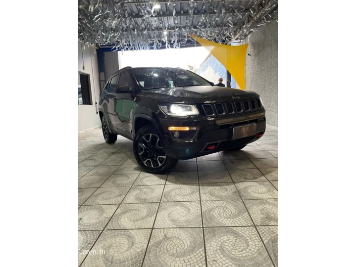 COMPASS 2.0 16V DIESEL TRAILHAWK 4X4 AUTOMÁTICO