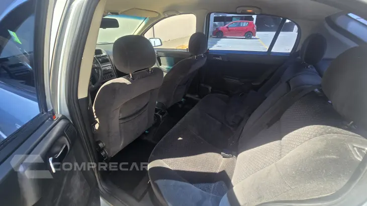 ASTRA 2.0 MPFI Advantage 8V