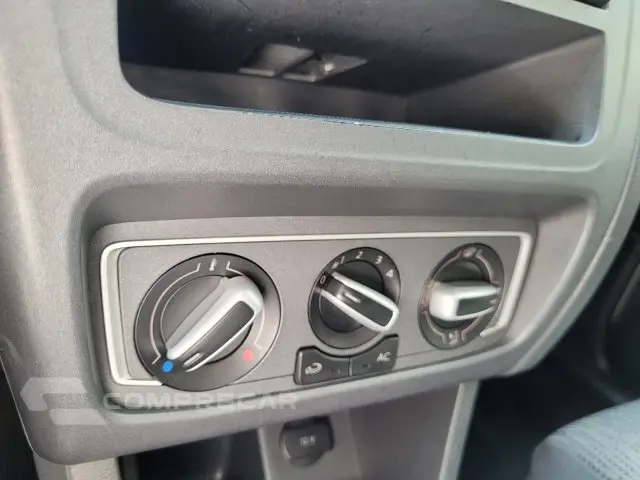 FOX - 1.0 MI TRENDLINE 8V 4P MANUAL