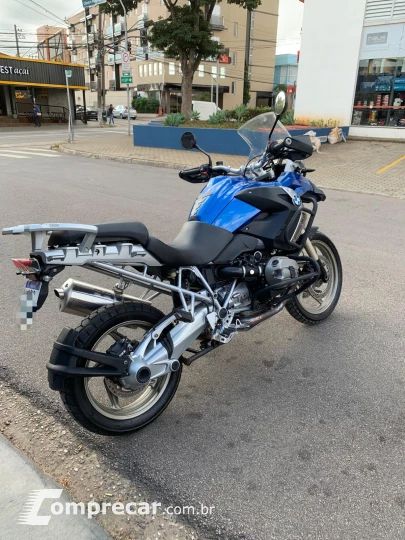 GS1200