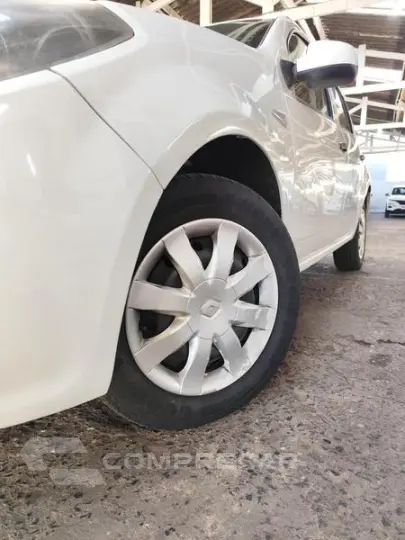 SANDERO EXP 1.0 16V FLEX