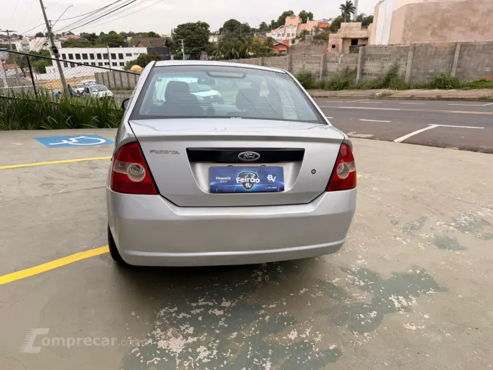 FIESTA 1.0 MPI Sedan 8V