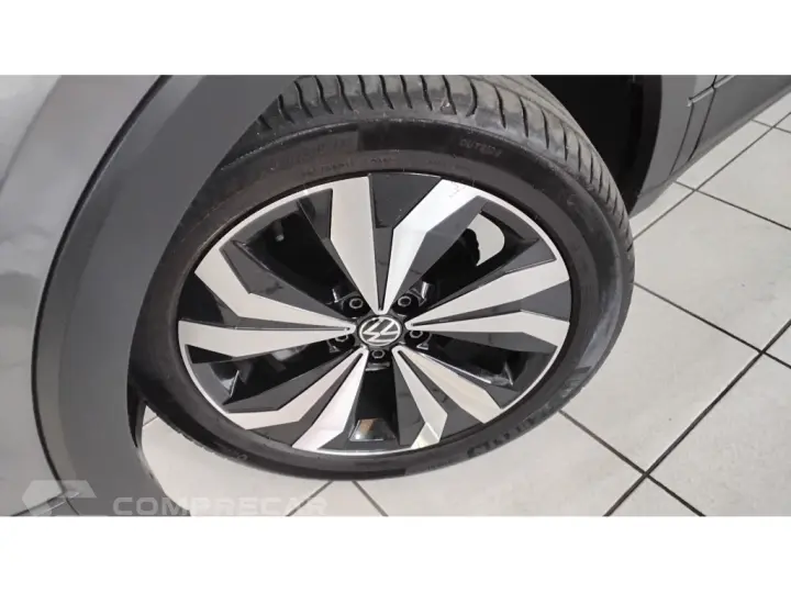 T-CROSS 1.0 200 TSI TOTAL FLEX COMFORTLINE AUTOMÁTICO