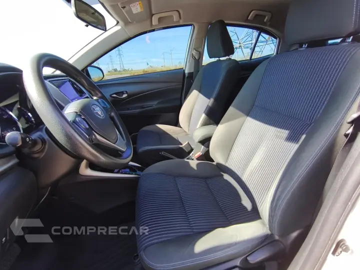 YARIS 1.5 16V FLEX SEDAN XL PLUS TECH MULTIDRIVE