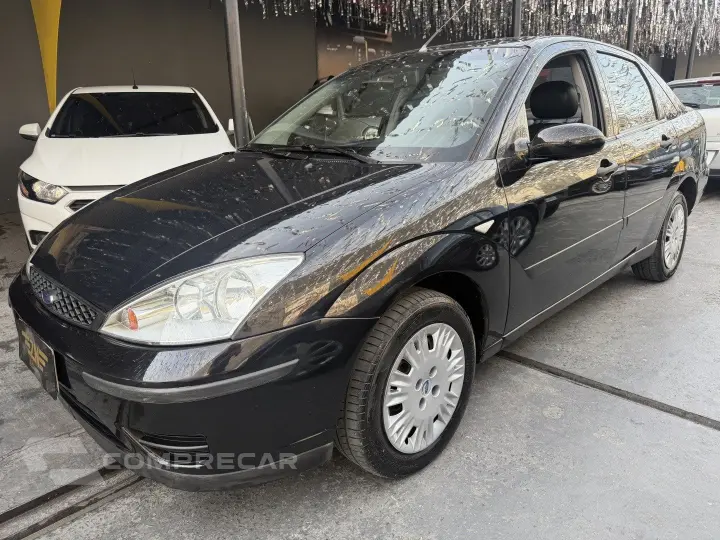 FOCUS 1.6 GLX SEDAN 8V FLEX 4P MANUAL