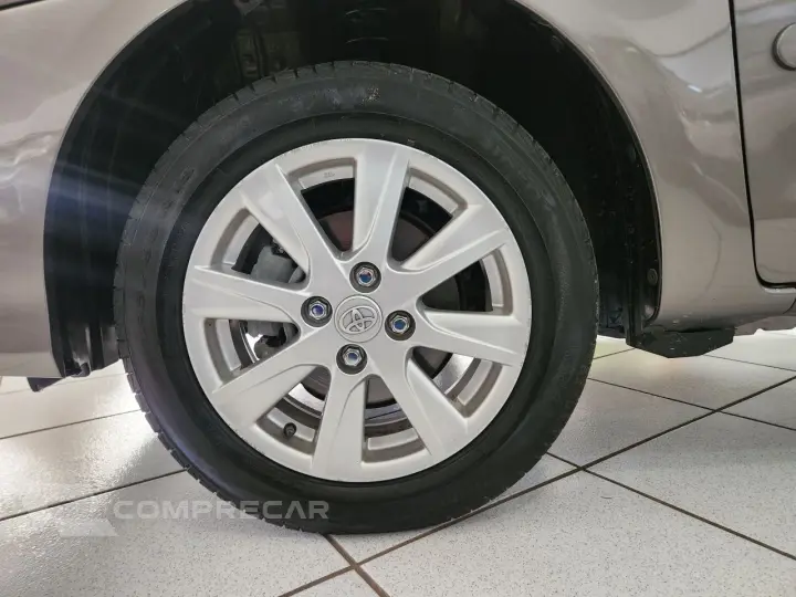 Etios Hatch 1.5 16V 4P FLEX X PLUS AUTOMÁTICO