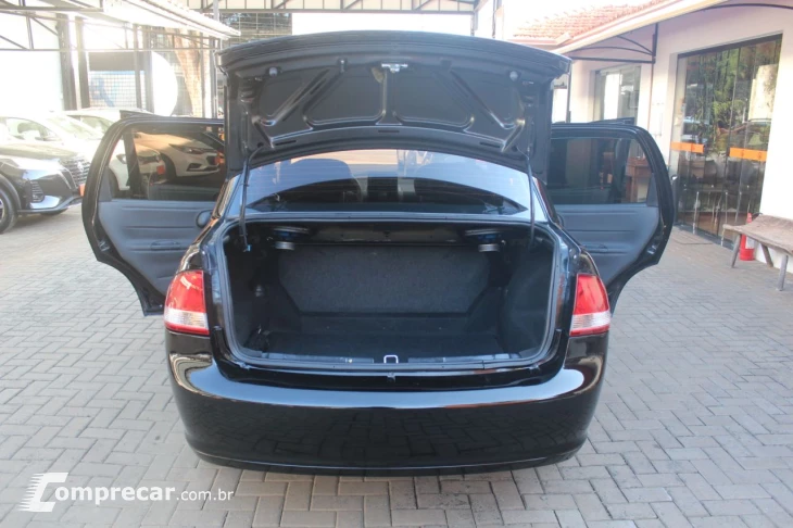 Classic Sedan 1.0 4P VHCE FLEX LS
