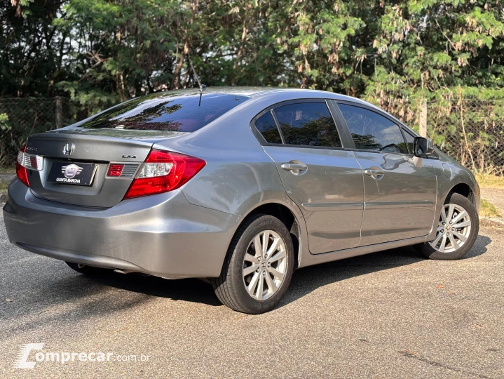 Civic LXS 1.8 i-VTEC (Aut) (Flex)