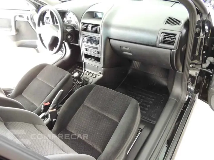 ASTRA 2.0 MPFI Advantage 8V