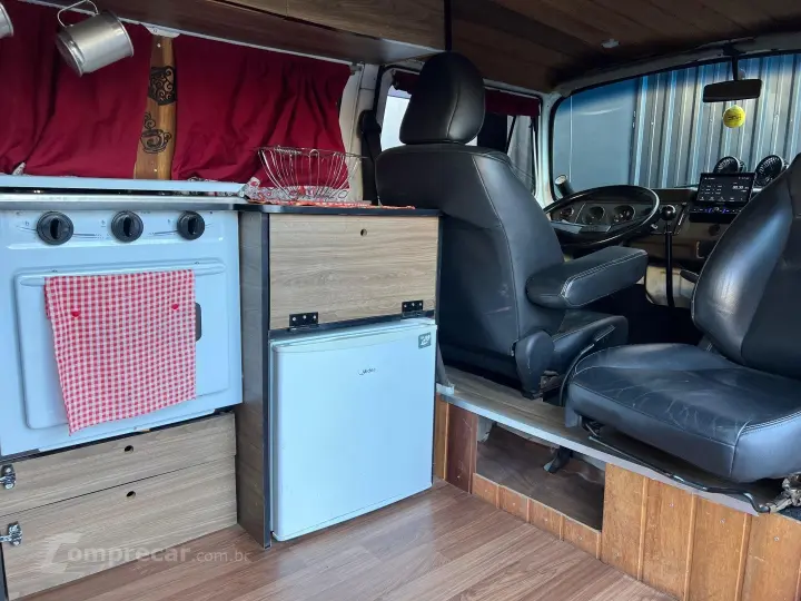 KOMBI 1.6 FURGÃO 8V GASOLINA 3P MANUAL