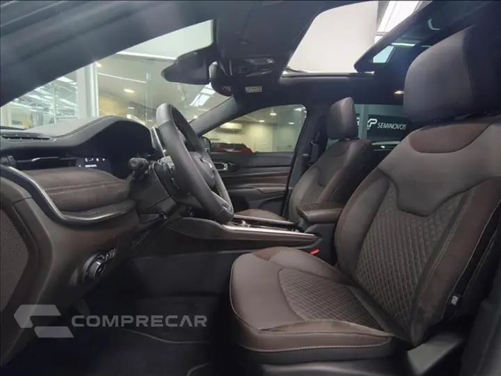 COMMANDER 1.3 T270 Turbo Overland