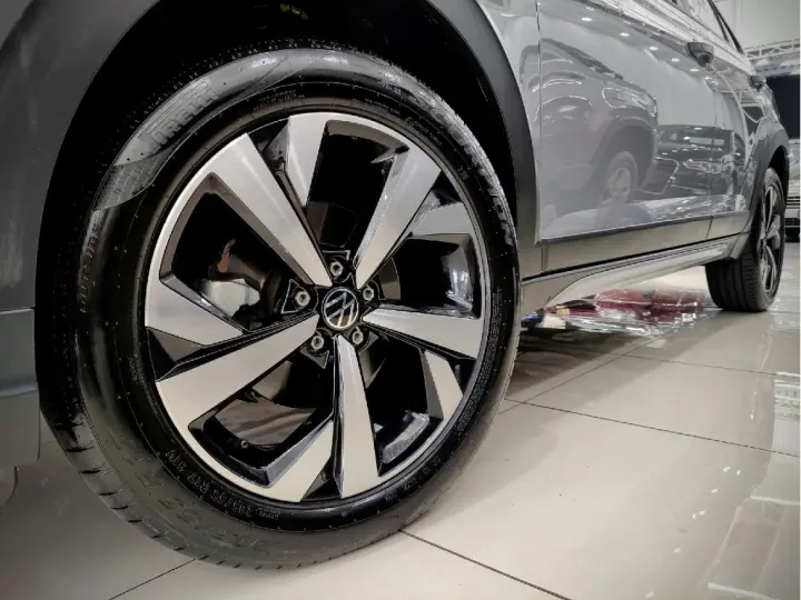 NIVUS 1.0 200 TSI TOTAL FLEX HIGHLINE AUTOMÁTICO