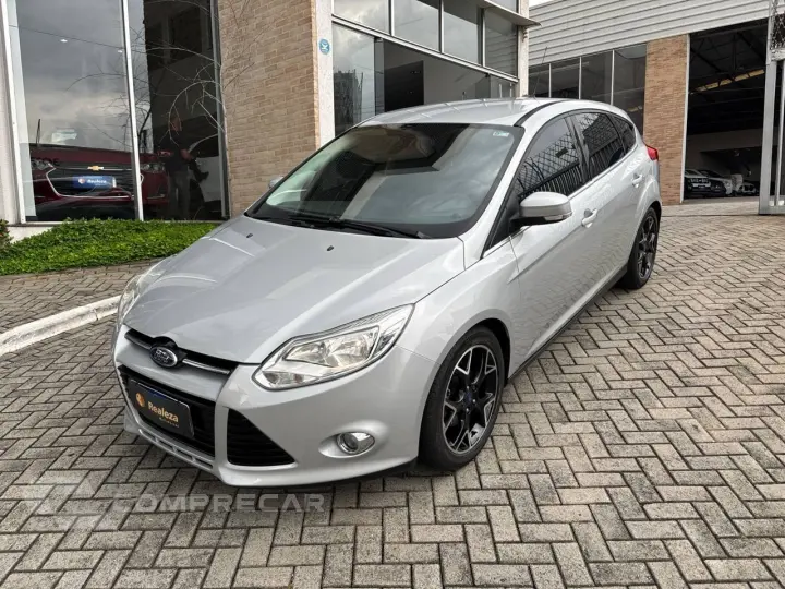 Focus TITANIUM Plus 2.0  Flex 5p Aut.