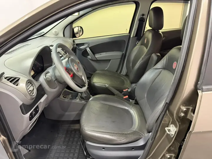 Grand Siena ESSENCE 1.6 Flex 16V