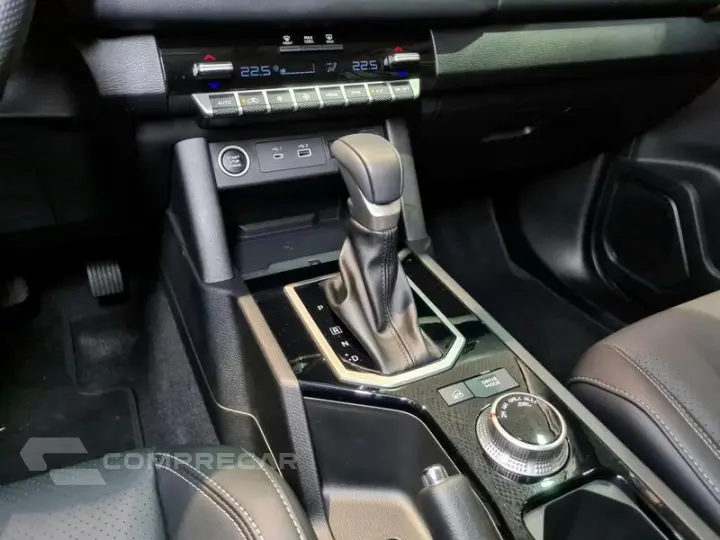 TRITON HPE-S 2.4 CD 4x4 TB DIESEL AUT.