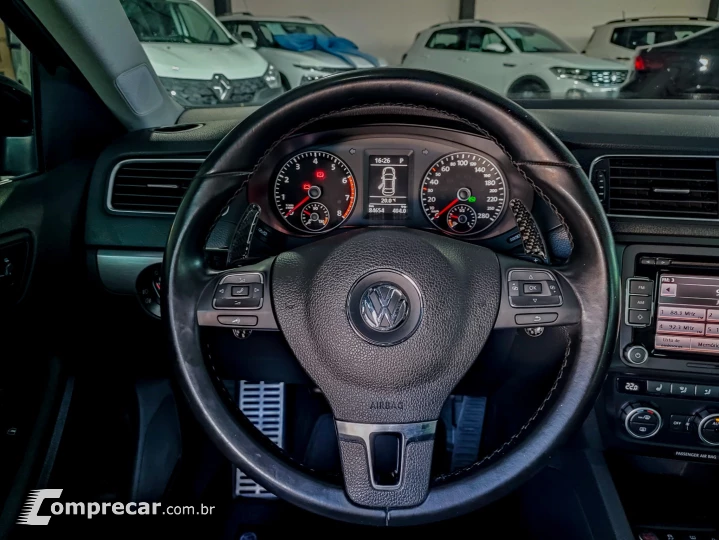 JETTA 2.0 TSI HIGHLINE 200CV GASOLINA 4P TIPTRONIC