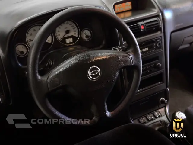 ASTRA HATCH - 2.0 MPFI ADVANTAGE 8V 4P MANUAL